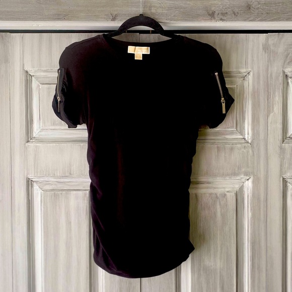 MICHAEL Michael Kors Black Tee Shirt - Picture 1 of 4